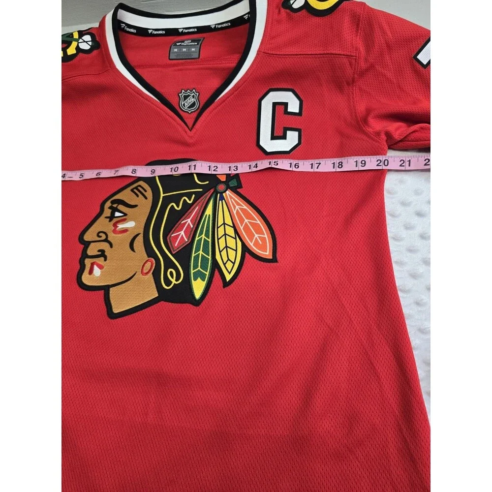 Jonathan Toews Chicago Blackhawks Hockey Jersey C 19 NHL Fanatics Size Medium